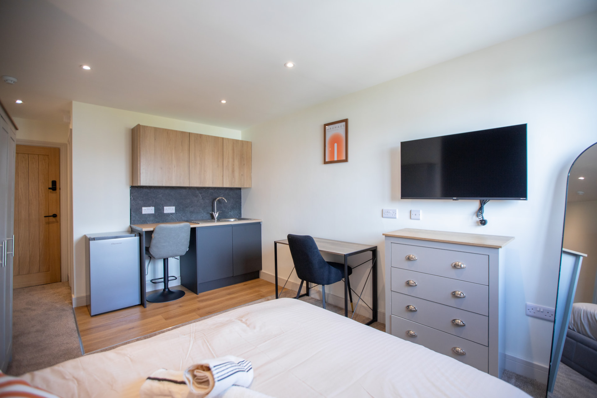 Wadham Road after — en-suite studio room with kitchenette